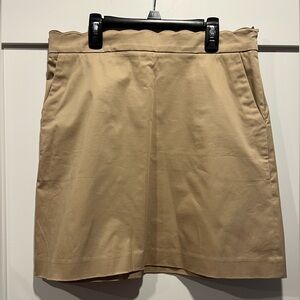 Brooks Brothers Classic Short Skirt with Scalloped Waist Size 6